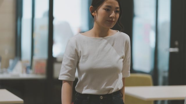 【仕事を辞めるべきか悩む】モヤモヤを解消し、前向きになるためのヒント (1)　オンラインカウンセリングメザニン