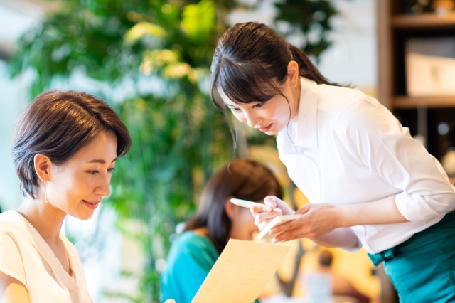 【サービス業のストレス】メンタル不調になる前に知っておきたいこと